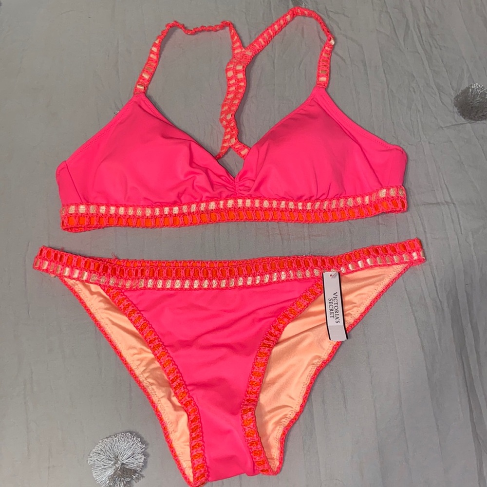 VS swimsuit set